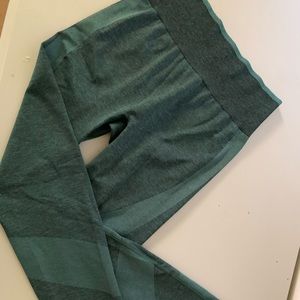 SOLD!!! PINK Seamless legging